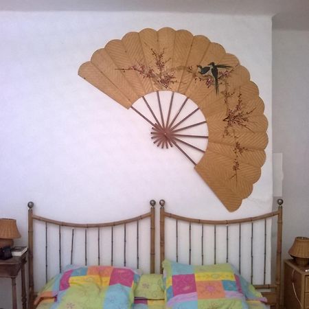 Le Val Leron Bed & Breakfast Valaurie Bagian luar foto