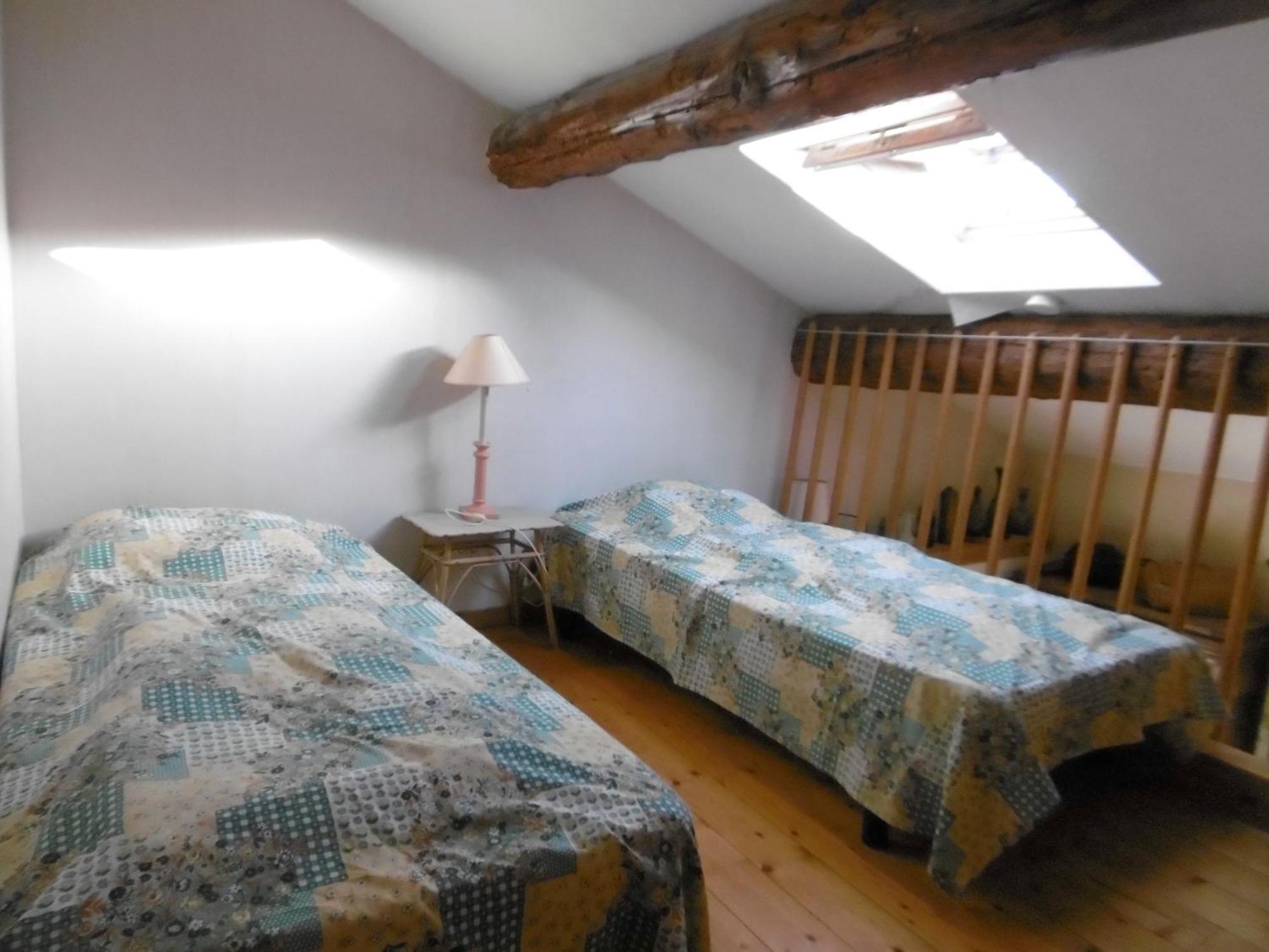 Le Val Leron Bed & Breakfast Valaurie Ruang foto